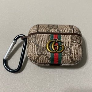 GG Gucci AirPods case